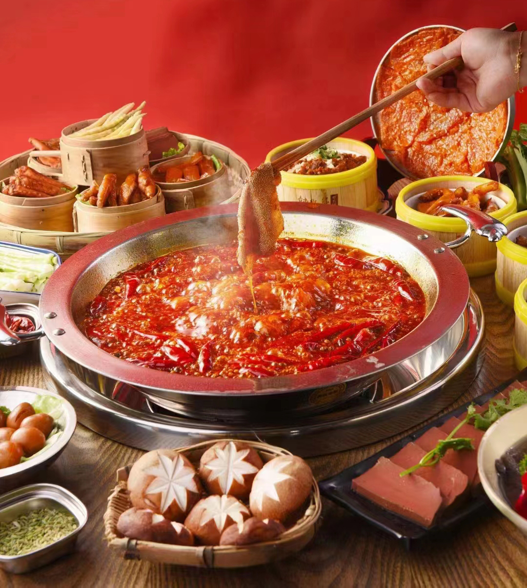 火锅底料厂家-成都重庆火锅底料产品批发，火锅品类新发展在哪里(图3)